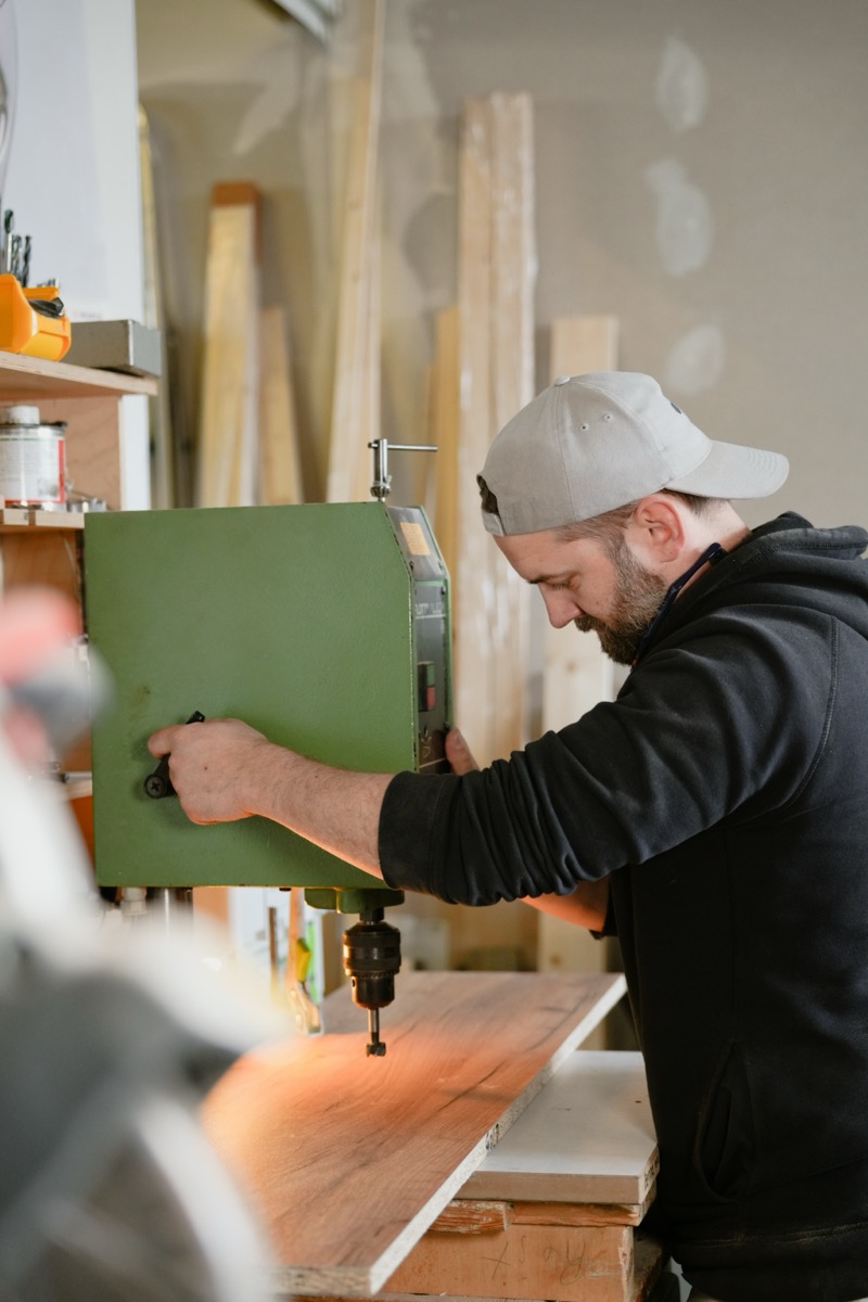 Montageservice Könitz – präzises Arbeiten mit der Bohrmaschine